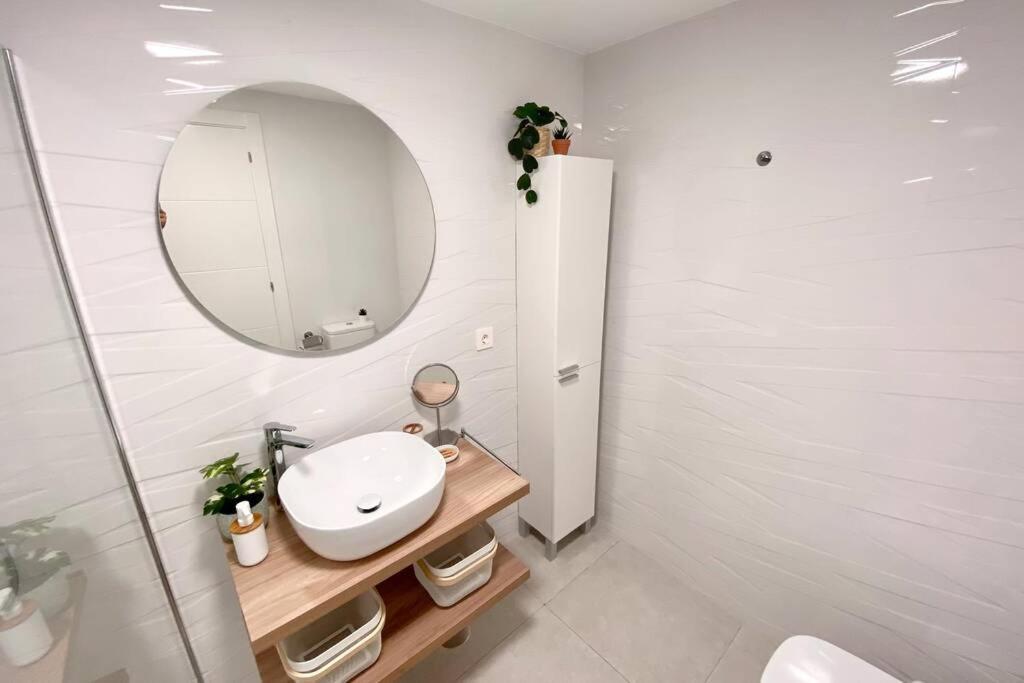 Oasis View Lanzarote Apartment กอสตา เตกีสเซ ภายนอก รูปภาพ